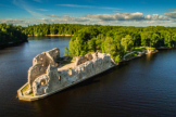 Noch als Ruine imposant: Die Burg von Koknese war ein Sitz der Rigaer Bisch�fe.     /     � Kaspars Daleckis / latvia.travel